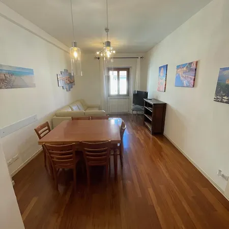Apartment Casa A Due Passi Dal Mare *